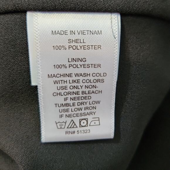 CeCe Black and Pink Floral Ruffled Knee Length Skirt Size Med Whimsigoth Cottage - Picture 8 of 9